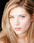 영화배우인 캐서린 윈닉의 대표 이미지