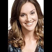 영화배우인 에린 헤이즈의 대표 이미지