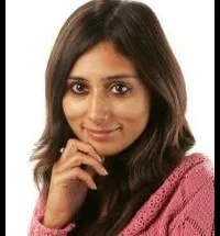 배우인 아이샤 모한의 대표 이미지