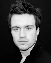 배우인 제이미 토마스 킹의 대표 이미지