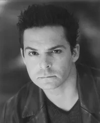 배우, 의상/분장, 각본, 제작/기획인 빌리 갤로의 대표 이미지