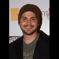 각본, 감독, 배우, 제작/기획, 편집인 아담 그린의 대표 이미지