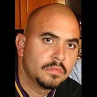 영화배우인 노엘 굴옐미의 대표 이미지