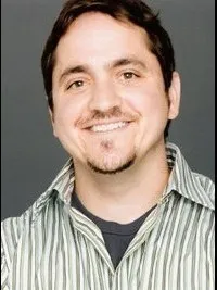 영화배우인 벤 팔콘의 대표 이미지