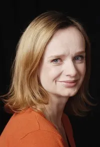 배우인 마리아 쿨레의 대표 이미지