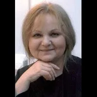 배우인 주디트 포가니의 대표 이미지