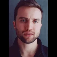 배우, 제작/기획인 아론 풀의 대표 이미지