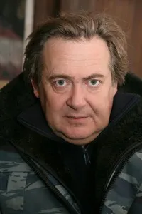 영화배우인 유리 스토야노프의 대표 이미지