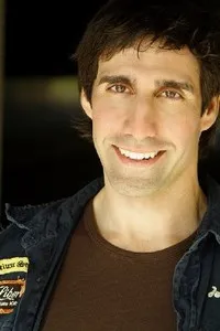 배우인 마이클 코터의 대표 이미지