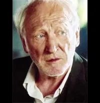 배우인 칼 메르카츠의 대표 이미지