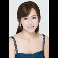 영화배우인 신이의 대표 이미지