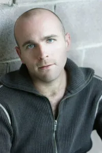 영화배우인 테렌스 제이의 대표 이미지