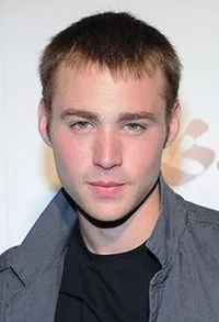 영화배우인 에모리 코헨의 대표 이미지