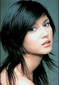 배우인 오자와 마리아의 대표 이미지