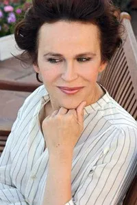 영화배우인 안토니아 산 후앙의 대표 이미지