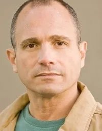 영화배우인 존 디 도메니코의 대표 이미지