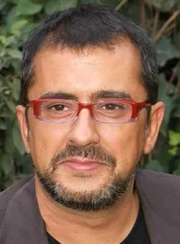 감독, 배우, 각본, 제작/기획, 음악인 앤드루 부에나푸엔테의 대표 이미지