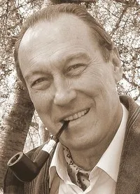 영화배우인 올렉 얀코프스키의 대표 이미지