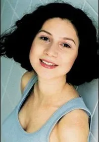 배우인 마르타 이소바의 대표 이미지