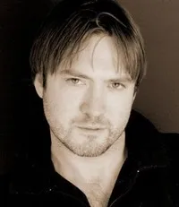 배우, 제작/기획, 각본, 감독, 촬영인 DJ 페리의 대표 이미지