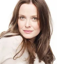 배우인 라우페이 엘리아스도티르의 대표 이미지