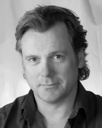 영화배우인 에릭 톰슨의 대표 이미지