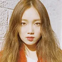 탤런트, 모델인 이성경의 대표 이미지