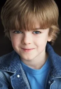 배우인 라이언 그랜섬의 대표 이미지