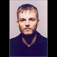 배우인 라우타로 델가도의 대표 이미지