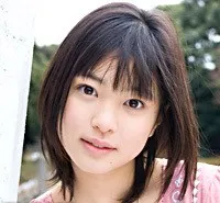 영화배우인 아라이 미우의 대표 이미지