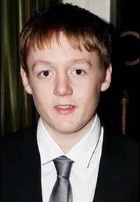 배우인 토마스 터구즈의 대표 이미지