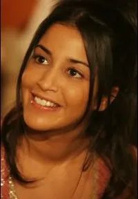 영화배우인 레일라 벡티의 대표 이미지