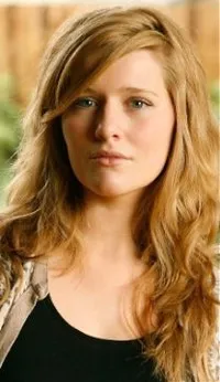 배우인 에이미 데 브런의 대표 이미지