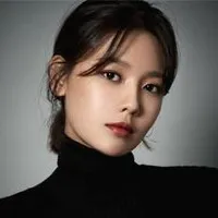 가수, 탤런트인 수영의 대표 이미지