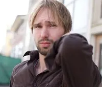 영화배우인 게리 케언스의 대표 이미지