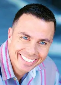 배우, 제작/기획, 각본인 티노 스트럭맨의 대표 이미지