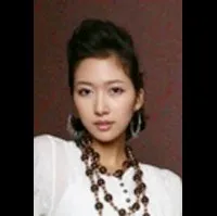 배우인 이화의 대표 이미지