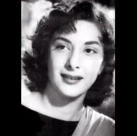 배우인 나르기스의 대표 이미지