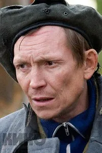 배우인 알렉세이 포루얀의 대표 이미지