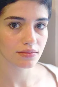 배우인 도로티아 페트레의 대표 이미지