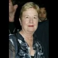 영화감독인 엘레노어 코폴라의 대표 이미지