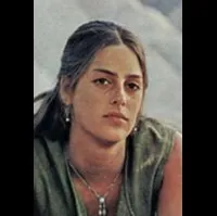 배우인 다리아 할프린의 대표 이미지