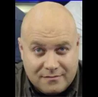 영화배우인 디비르 베네덱의 대표 이미지