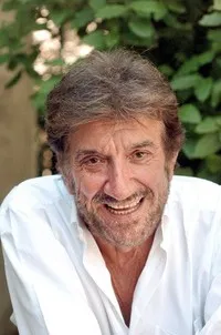 영화배우인 지지 프로이에티의 대표 이미지