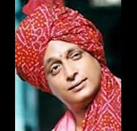 배우인 피유시 미시라의 대표 이미지