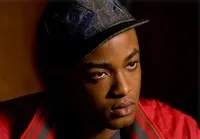 배우인 콜린스 페니의 대표 이미지