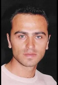 영화배우인 세르다르 오르친의 대표 이미지