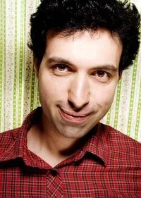 영화배우, 영화감독인 알렉스 카르포브스키의 대표 이미지