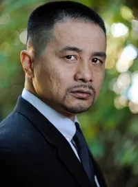 배우인 젠 성 아우터브릿지의 대표 이미지