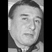 배우, 음악, 각본인 레나토 라셀의 대표 이미지